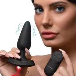 Booty Sparks 28X Laser Heart Silicone Anal Plug With Remote – Medium