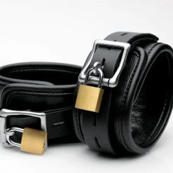 Mistress By Isabella Sinclaire Isabella Sinclaire Leather Bed Restraint Kit